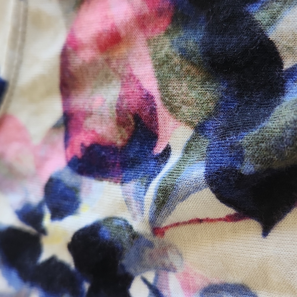 Simply Vera Vera Wang floral watercolor tank - Picture 4 of 6